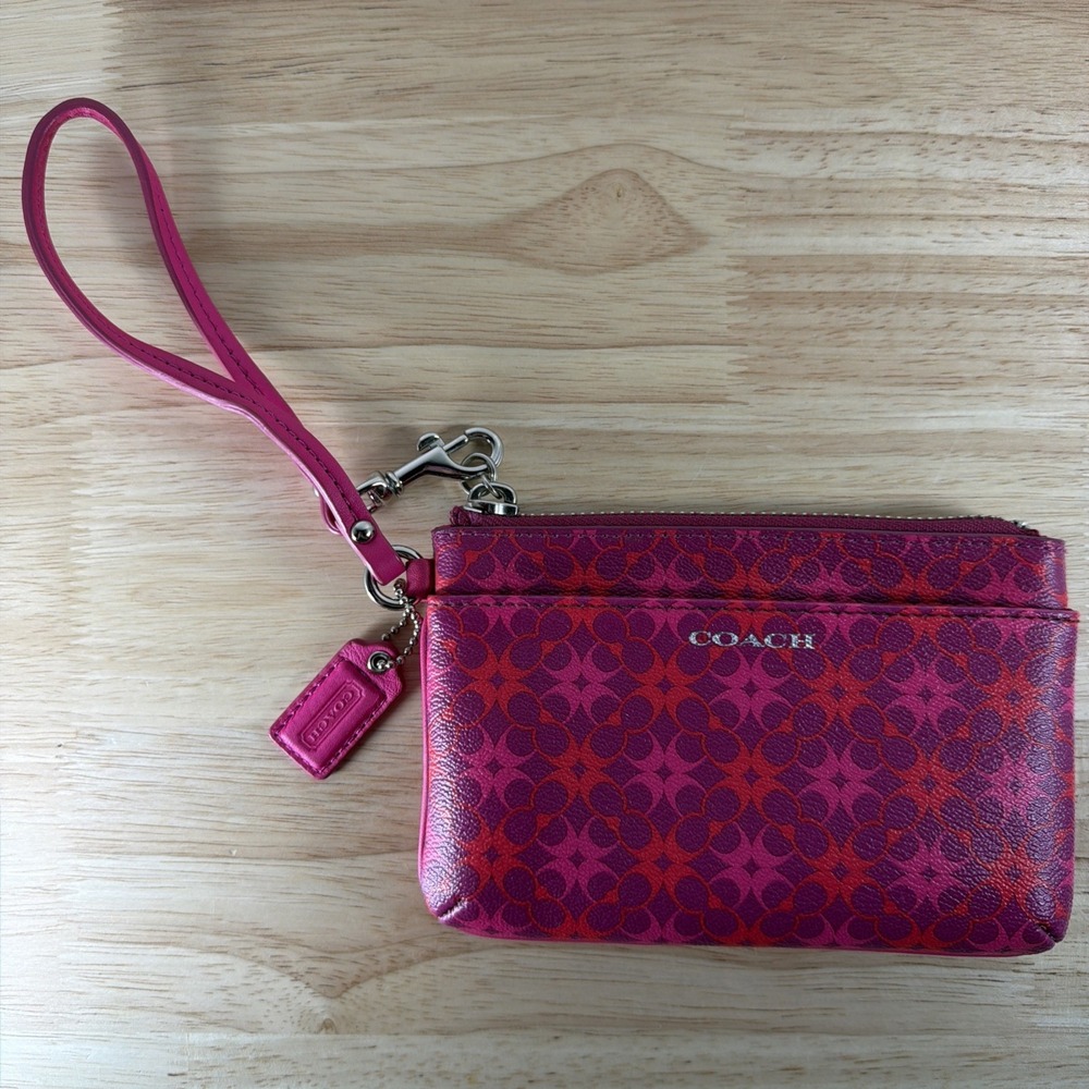Coach 50480 Waverly Signature Wristlet Purse Case Clutch Pouch Magenta